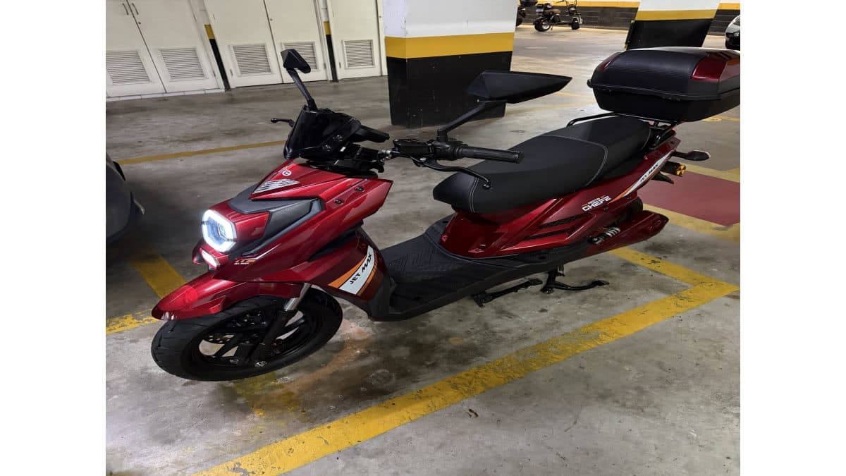 Moto Elétrica Jet Maxx Moto Chefe Vermelha – Praticidade e Economia!!!
