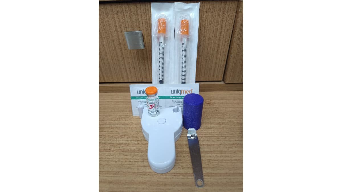 Uma ampola Tirzerpatida