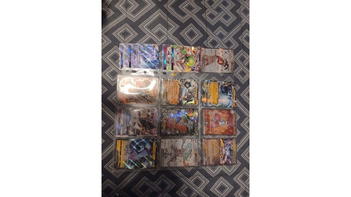 12 cartas pokemon raras/Me ajude a comprar uma guitarra