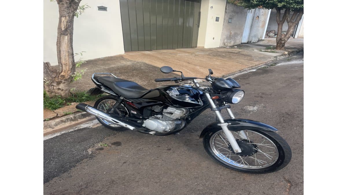 Cg 150 fan 2010 Preta