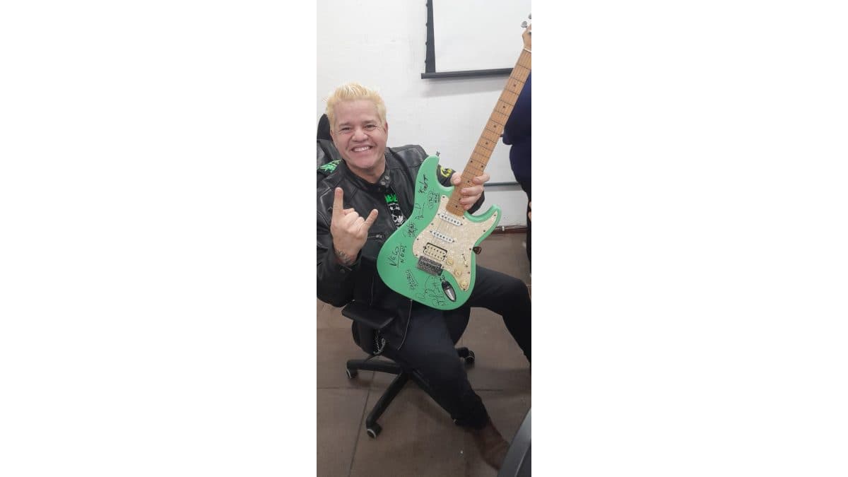 RIFA SOLIDÁRIA – A GUITARRA DO ROCK PELA RECONSTRUÇÃO DO TRILHA HUB CULTURAL