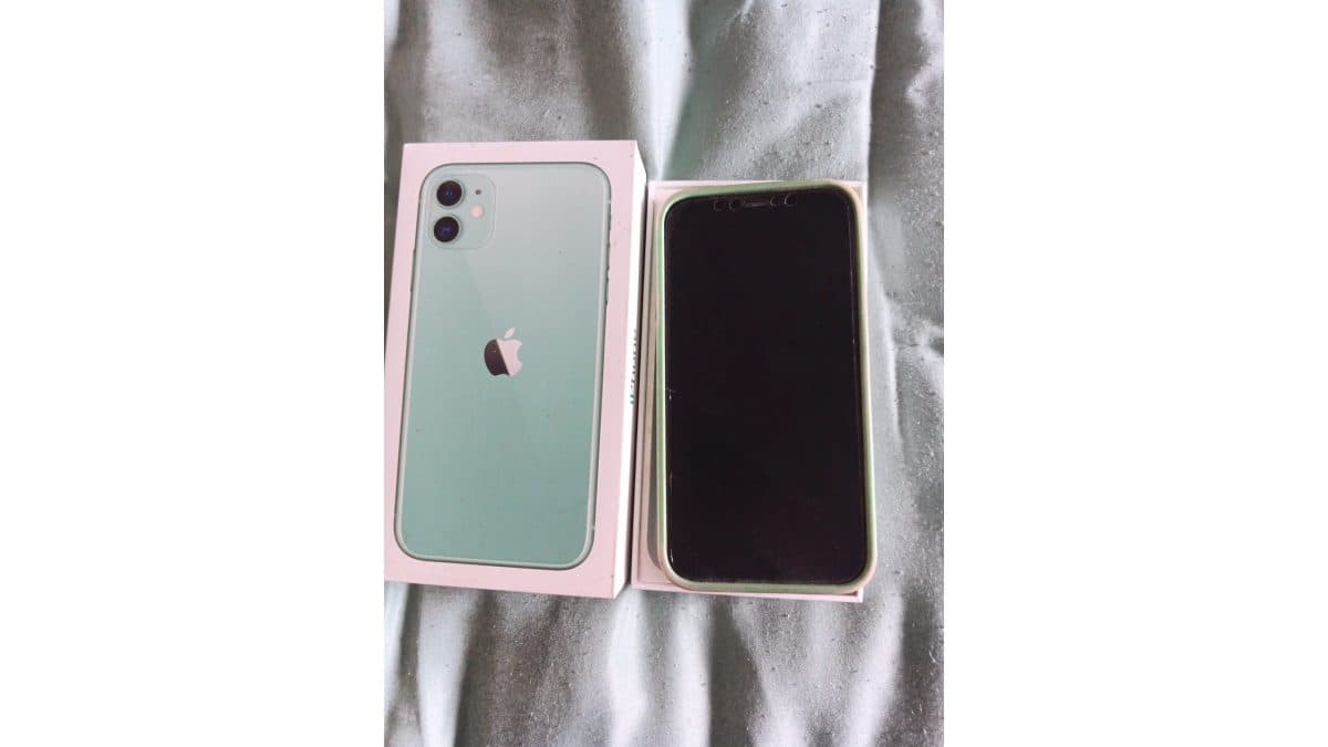 iPhone 11
