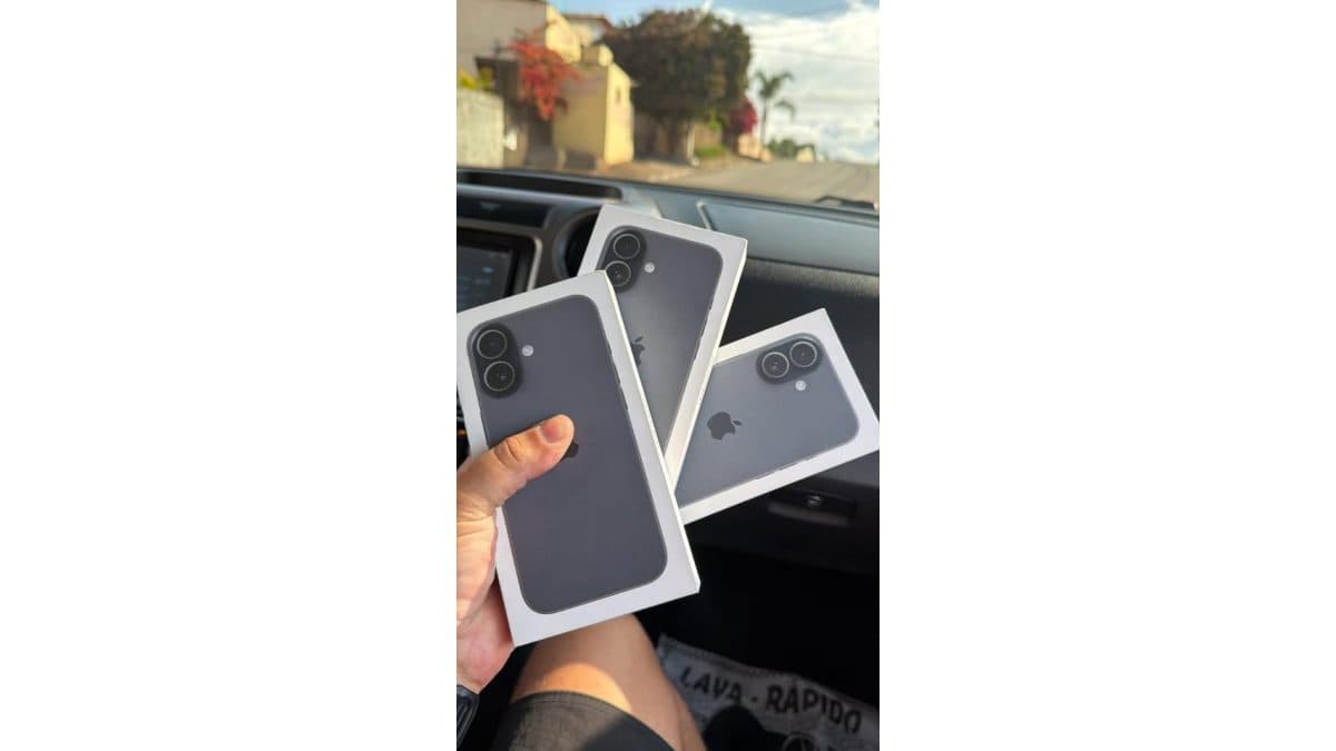 Iphone 17 lacrado 256 ROXO