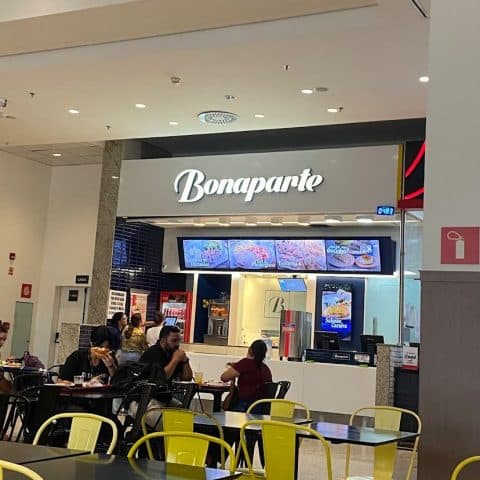 Dois Vouchers para almoço no Bonaparte 🍽️