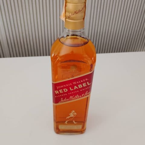 1 litro de Red label.