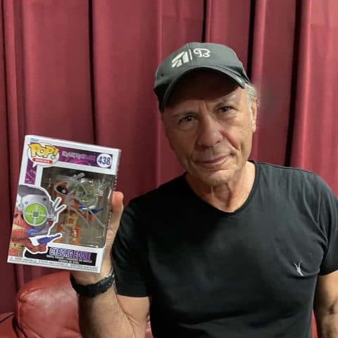 Boneco Funko Pop autografado por Bruce Dickinson
